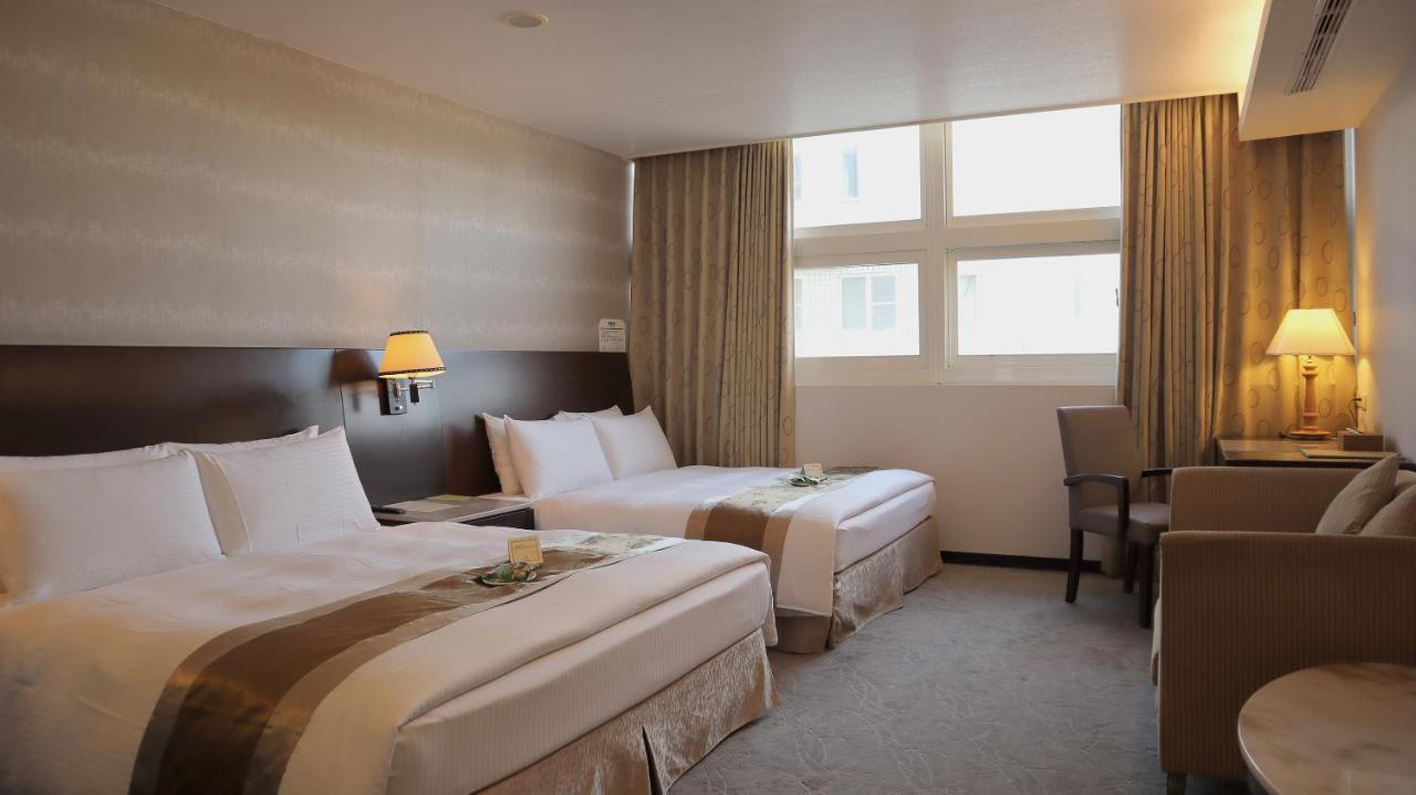 โฮฟง บิสซิเนส สเตย์ Hotel เฟิงหยวน ภายนอก รูปภาพ