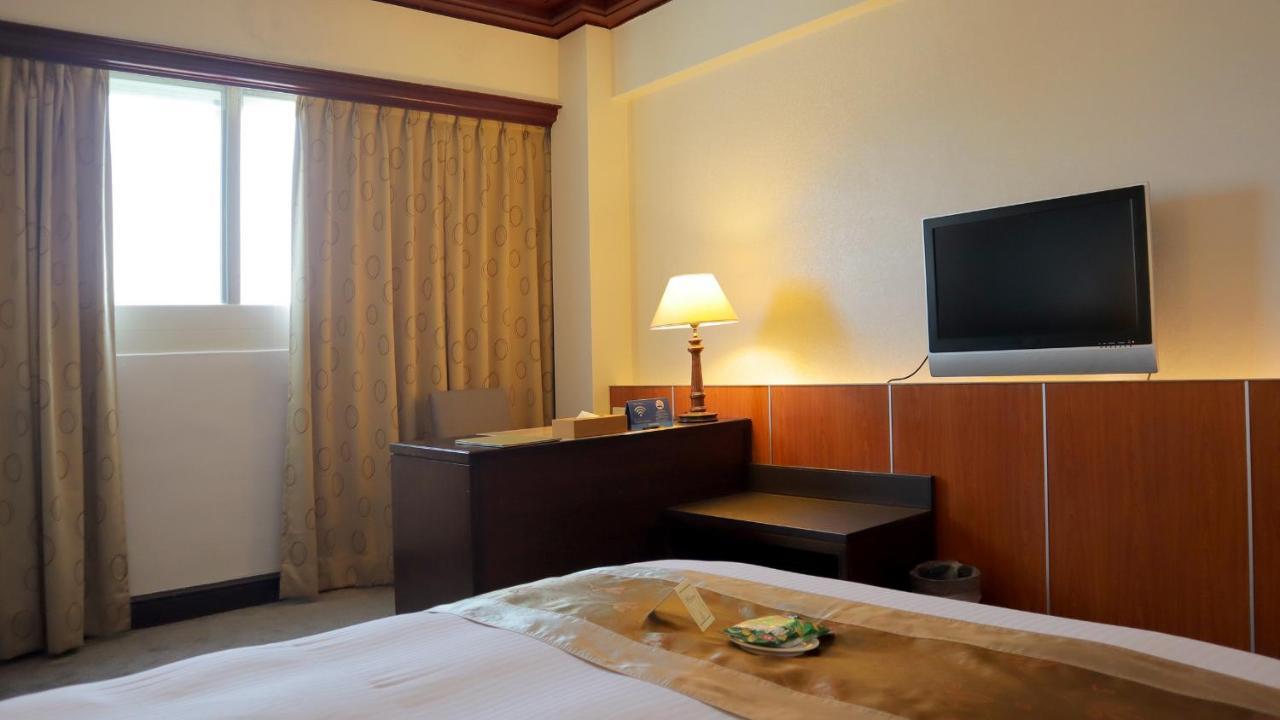 โฮฟง บิสซิเนส สเตย์ Hotel เฟิงหยวน ภายนอก รูปภาพ
