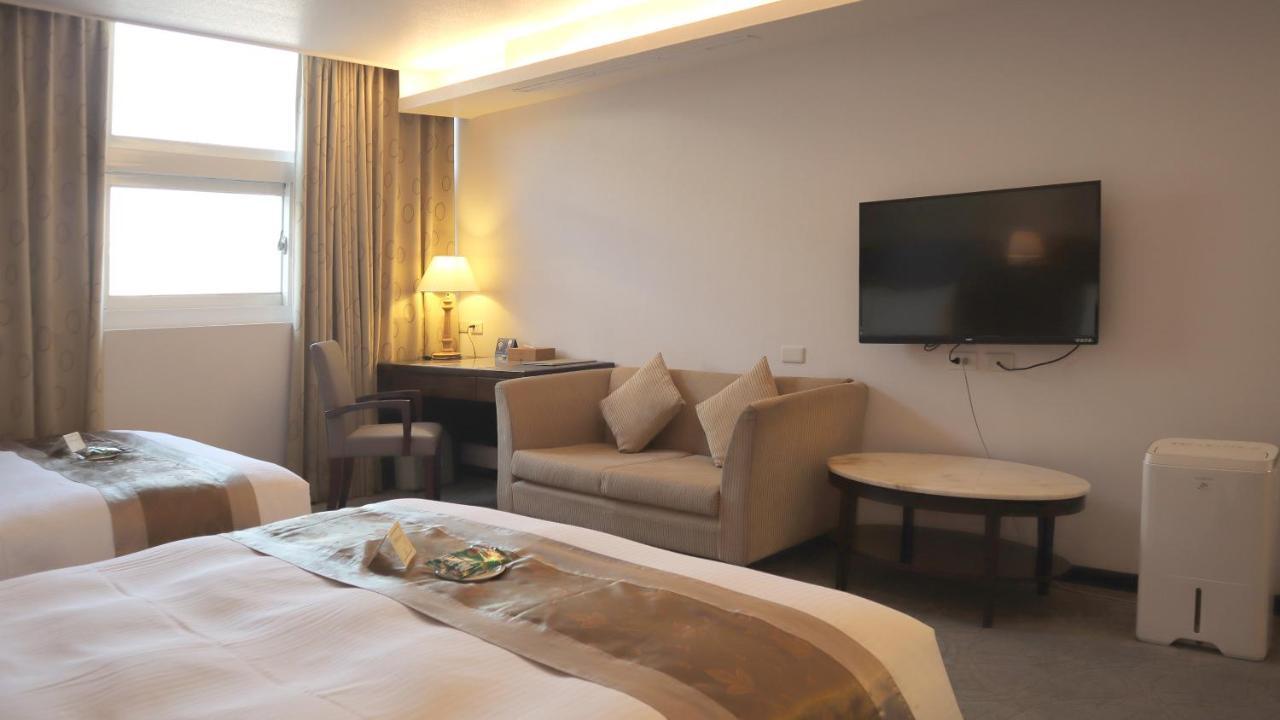 โฮฟง บิสซิเนส สเตย์ Hotel เฟิงหยวน ภายนอก รูปภาพ